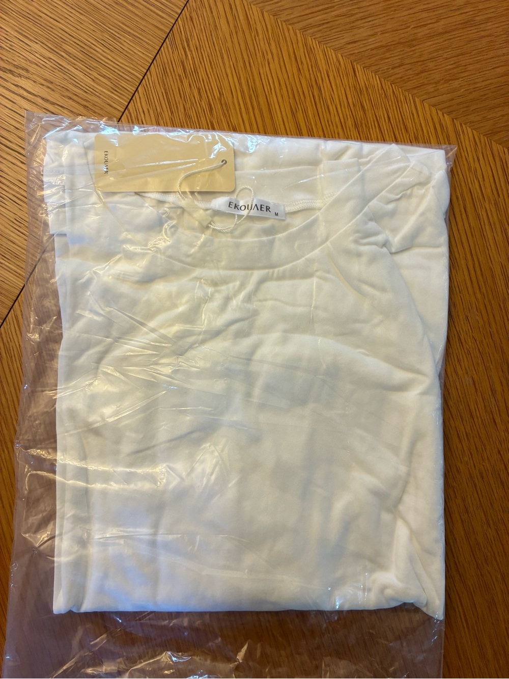 Ekojaer White Long Sleeve Tee - Classic Crewneck (Maternity)